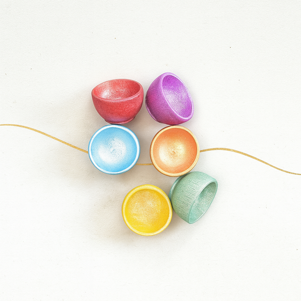 أوعية خشبية ملونة للتصنيف والفرز