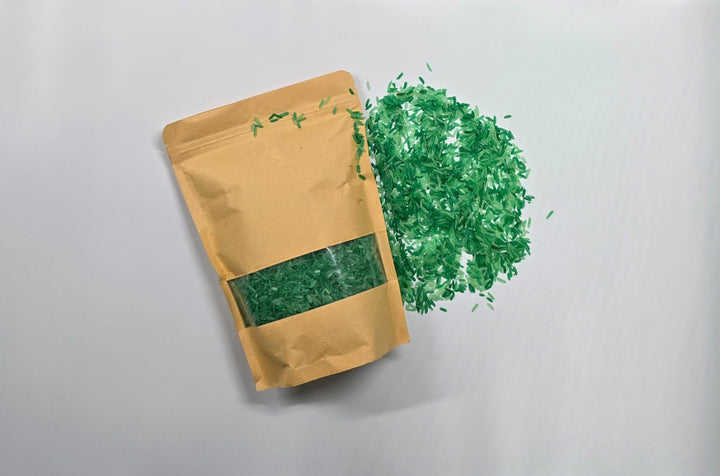 أرز حسي أخضر من Little Artist للأطفال، مثالي للألعاب الحسية التعليمية واللعب الإبداعي.