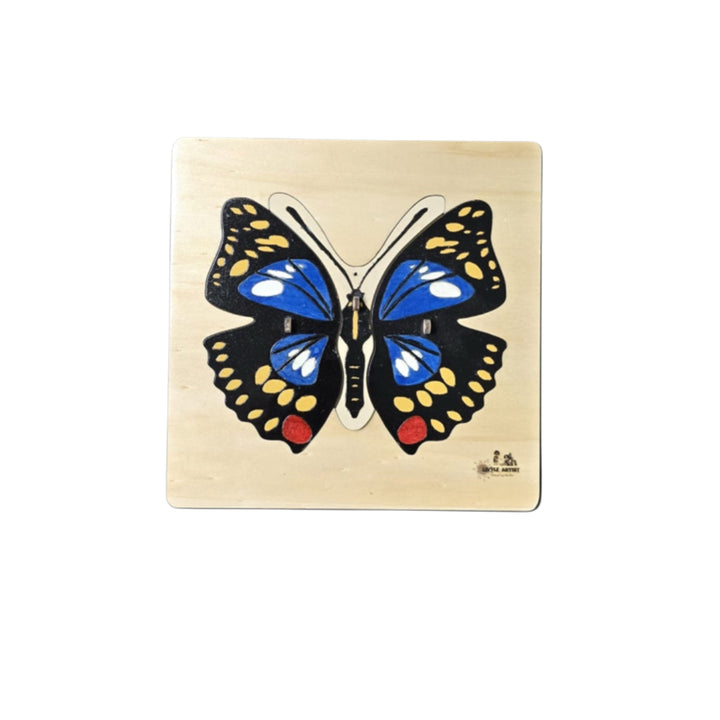 لعبة أحجية فراشة خشبية تعليمية من LITTLE ARTIST تتميز بتصميم فراشة ملونة للأطفال