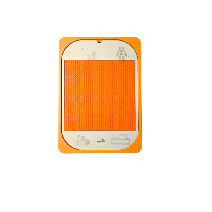 لوحة خشبية متوافقة مع ليغو من LITTLE ARTIST باللون البرتقالي الزاهي لمشاريع البناء الإبداعية.
