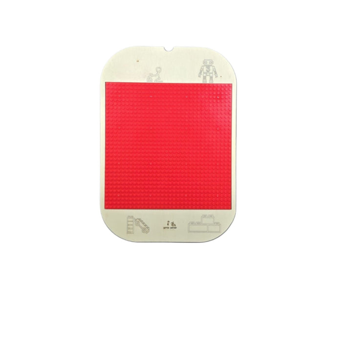 لوحة خشبية متوافقة مع ليغو من LITTLE ARTIST باللون الأحمر للبناء الإبداعي واللعب.
