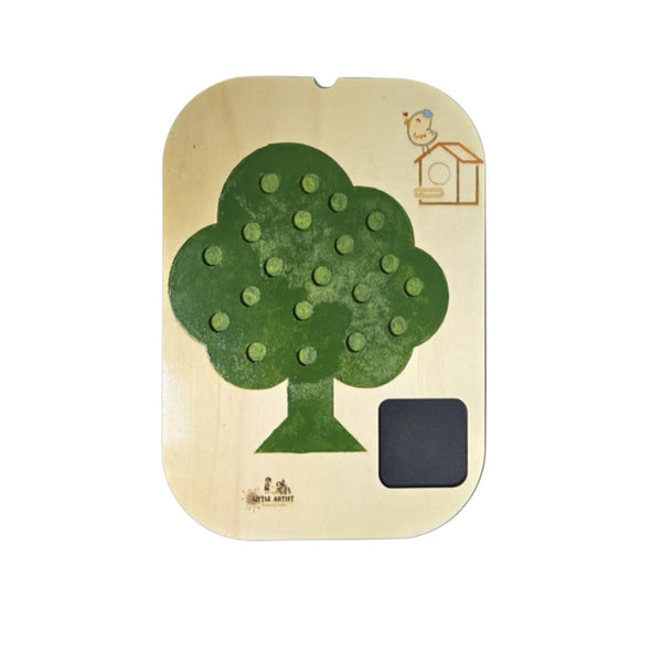 لعبة شجرة التفاح بطريقة مونتيسوري مصنوعة من الخشب، تتميز بتصميم شجرة خضراء مع فتحات للأنشطة التعليمية.